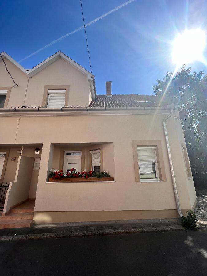 Apartment Kisvolgy Erlau Exterior foto